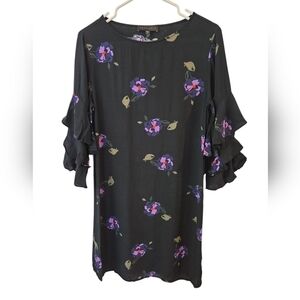 SANCTUARY BLACK FLORAL RUFFLE SLEEVE SHIFT MINI DRESS. SIZE SMALL.